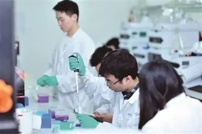 牽手國際小伙伴！「愛科百發(fā)」合作加利福尼亞生物醫(yī)學(xué)研究所開發(fā)新藥